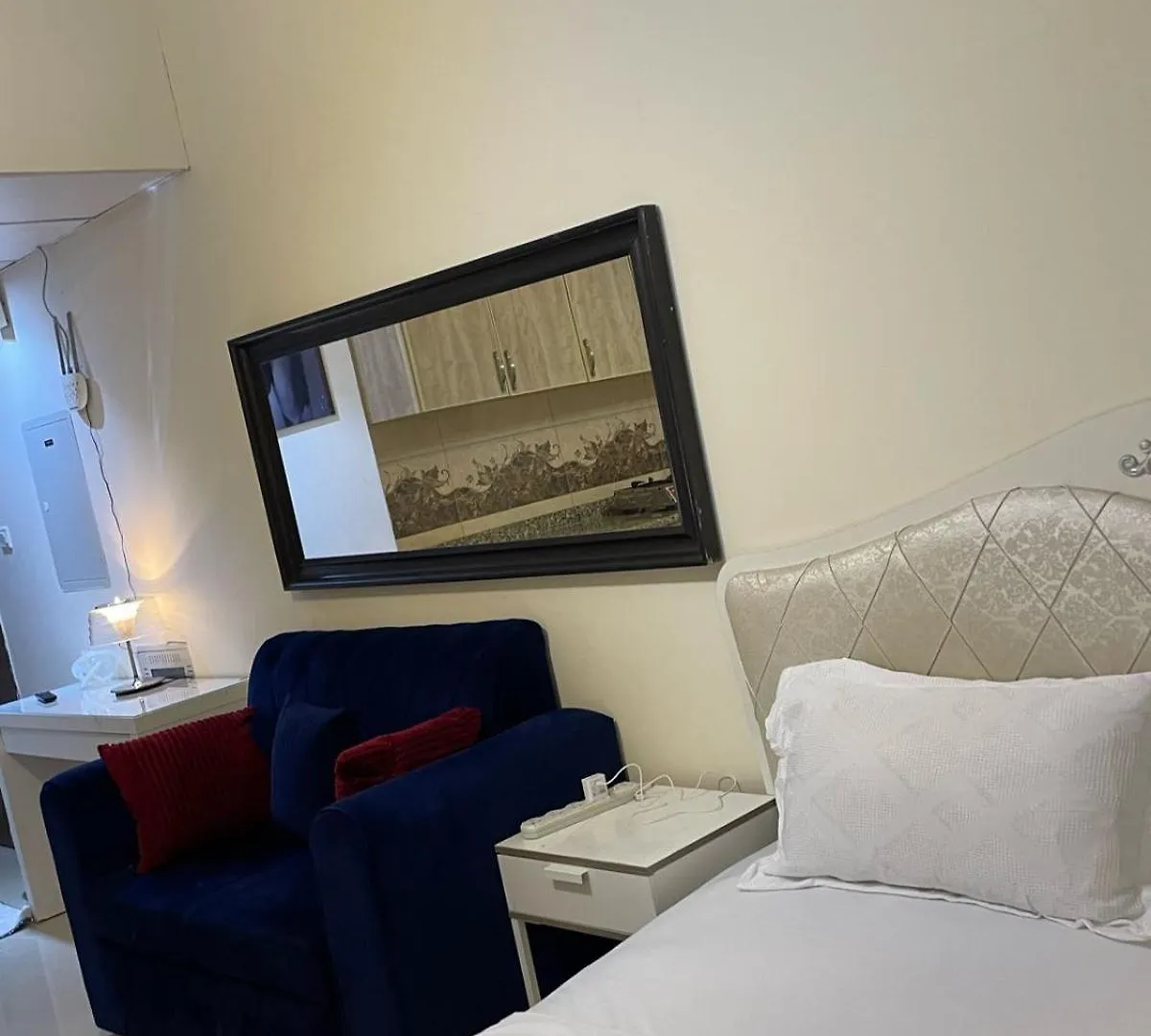Apartment Luxury Studio Manage By Experienced Super Host Dubai
