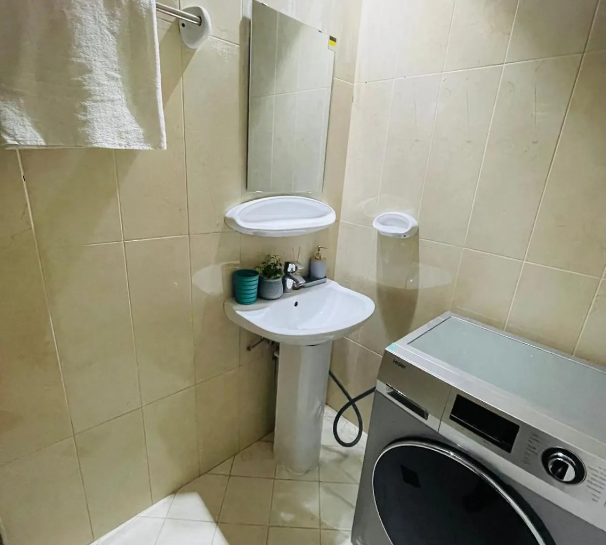 Luxury Studio Manage By Experienced Super Host Dubai 0*,